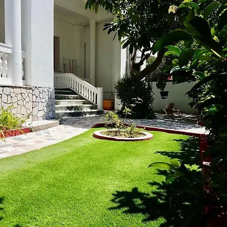 The Metropolis Rhodes Holiday home