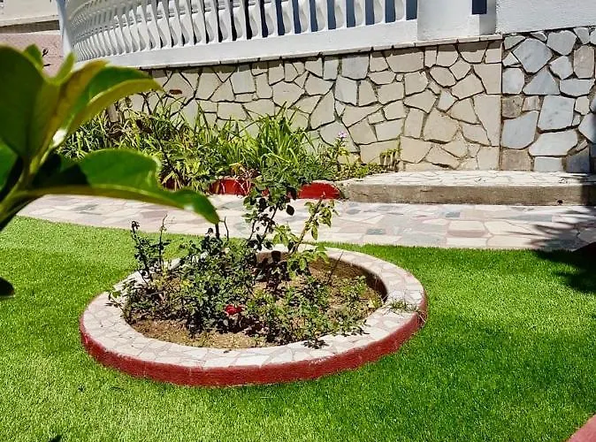 Casa de Férias The Metropolis Rhodes *